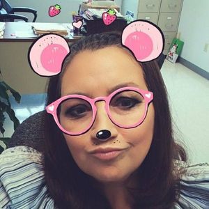 Meet your Posher, Loretta